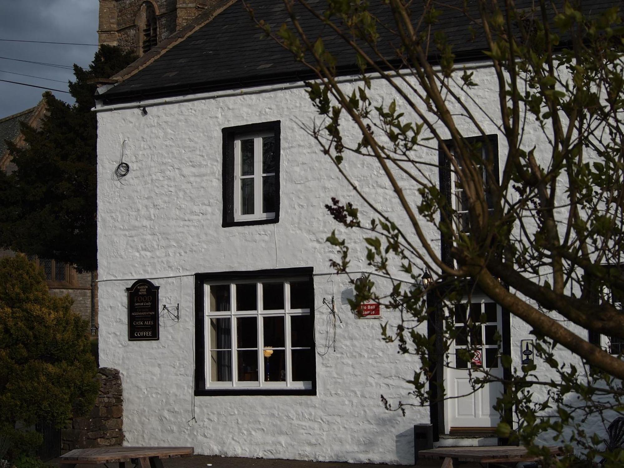 The Marton Arms Ingleton (North Yorkshire) Exterior foto