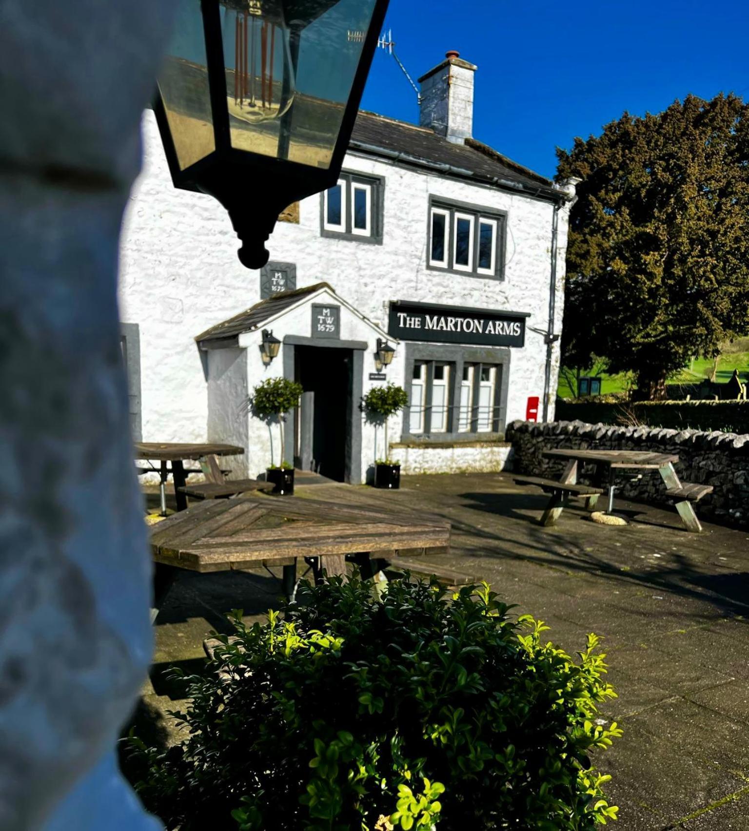 The Marton Arms Ingleton (North Yorkshire) Exterior foto